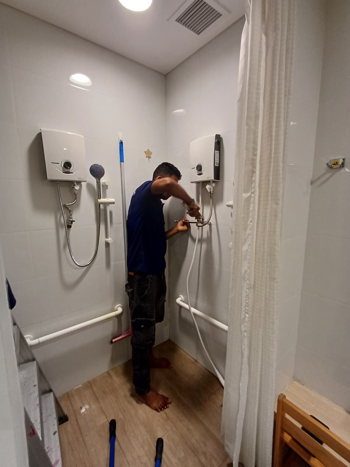 Water heater plumbing repair